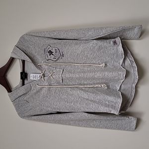 NWT Caesars Techstyles C-W-Lace Hoodie Victory Shield Heather Gray Womens Small